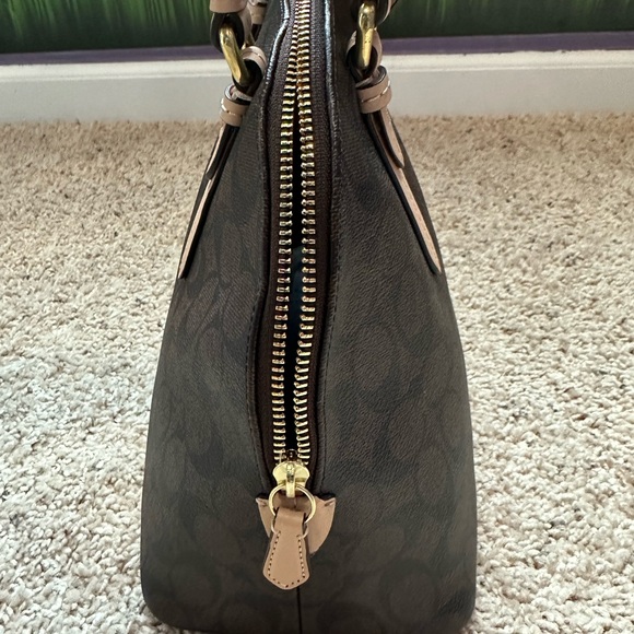 SOLD - Picture 8 of 11